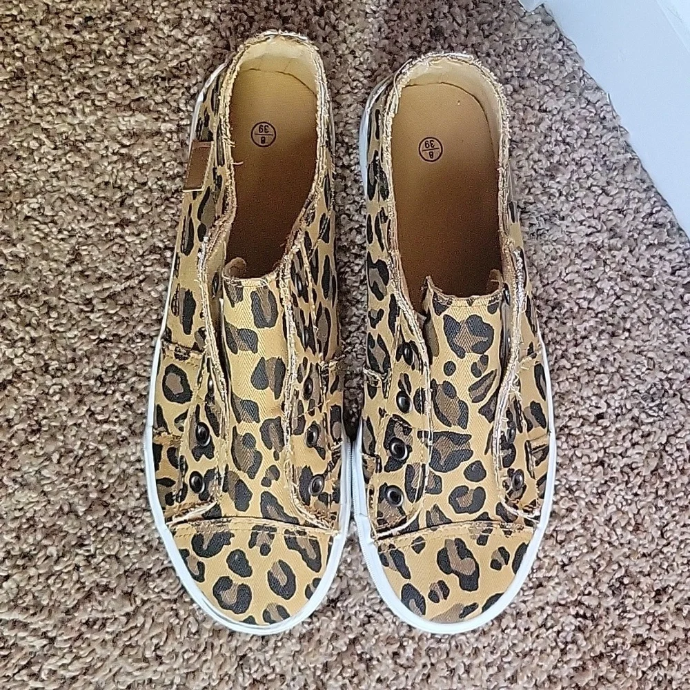 Leopard Sneakers - Picture 2 of 2